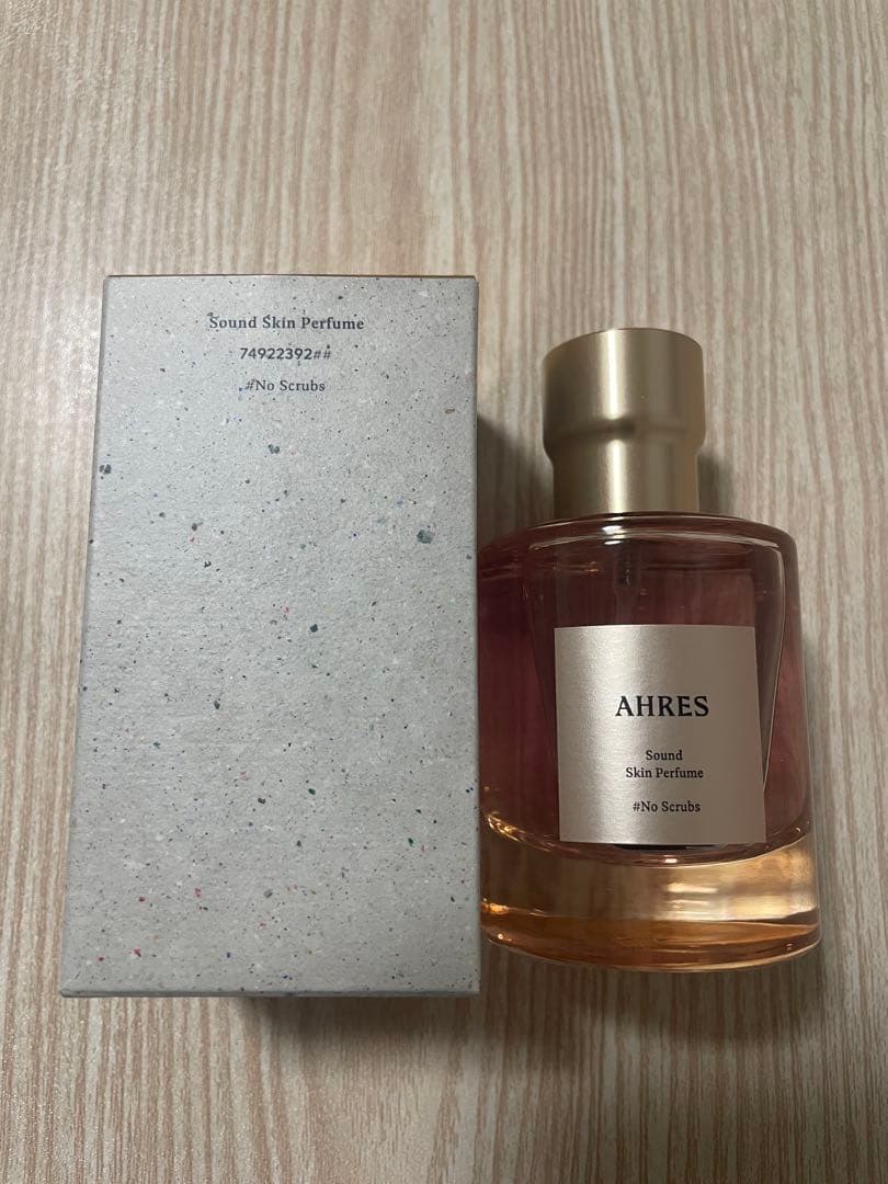 AHRES スキンパフューム #No Scrubs 限定品