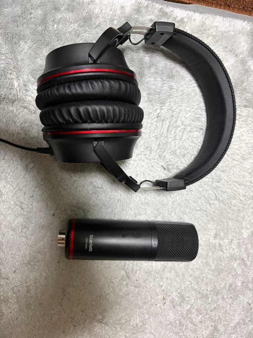 Focusrite Scarlett モニターヘッドフォン、マイク セット