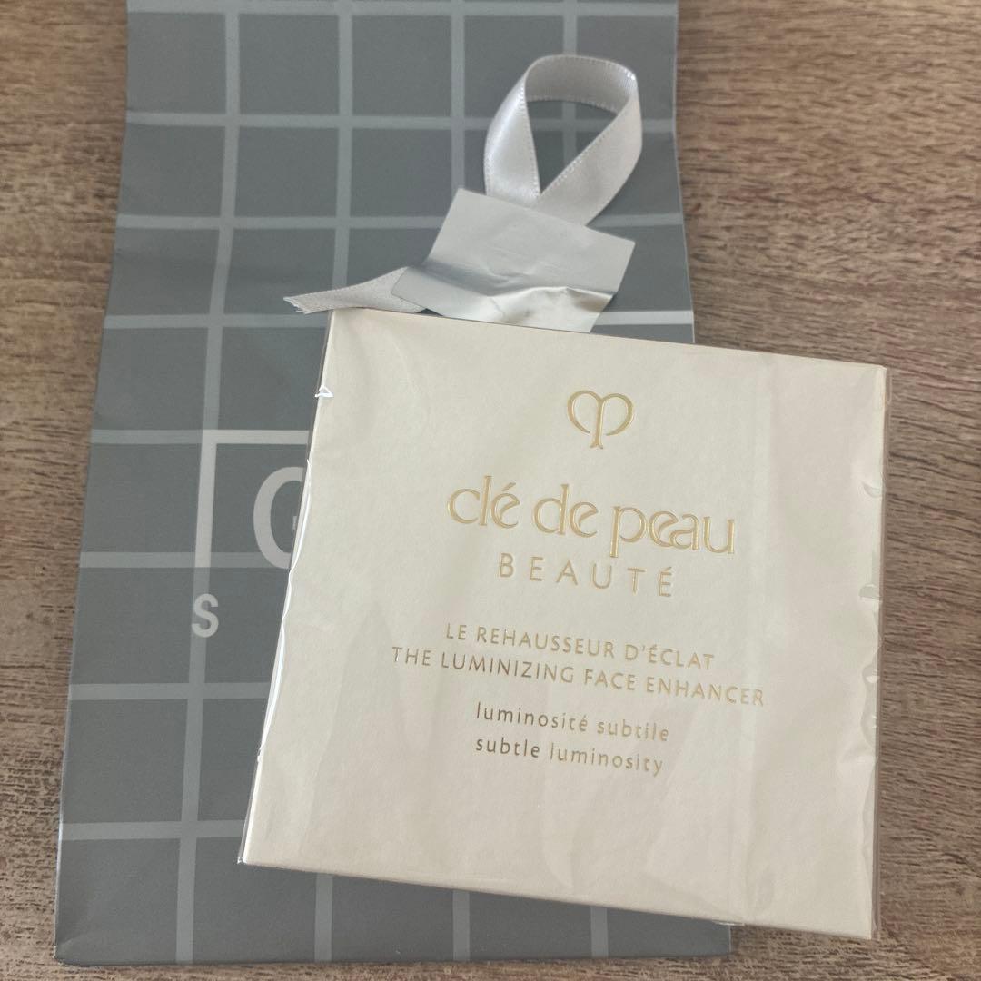 【新品未開封】clé de peau BEAUTÉ ハイライト10g 17番