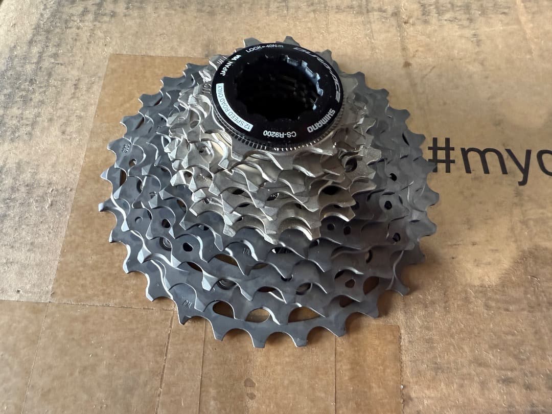 Dura ace 12速スプロケット　11-30T