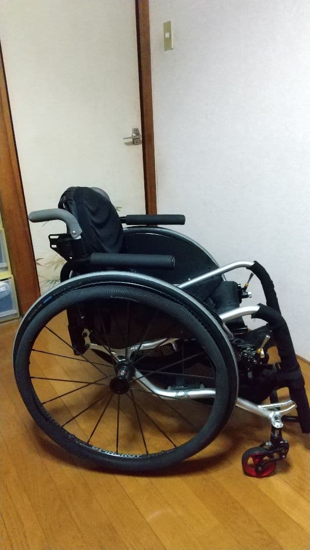 OX社車いす 折りたたみ 自走式LX　REV　販売対象「フレームのみ」