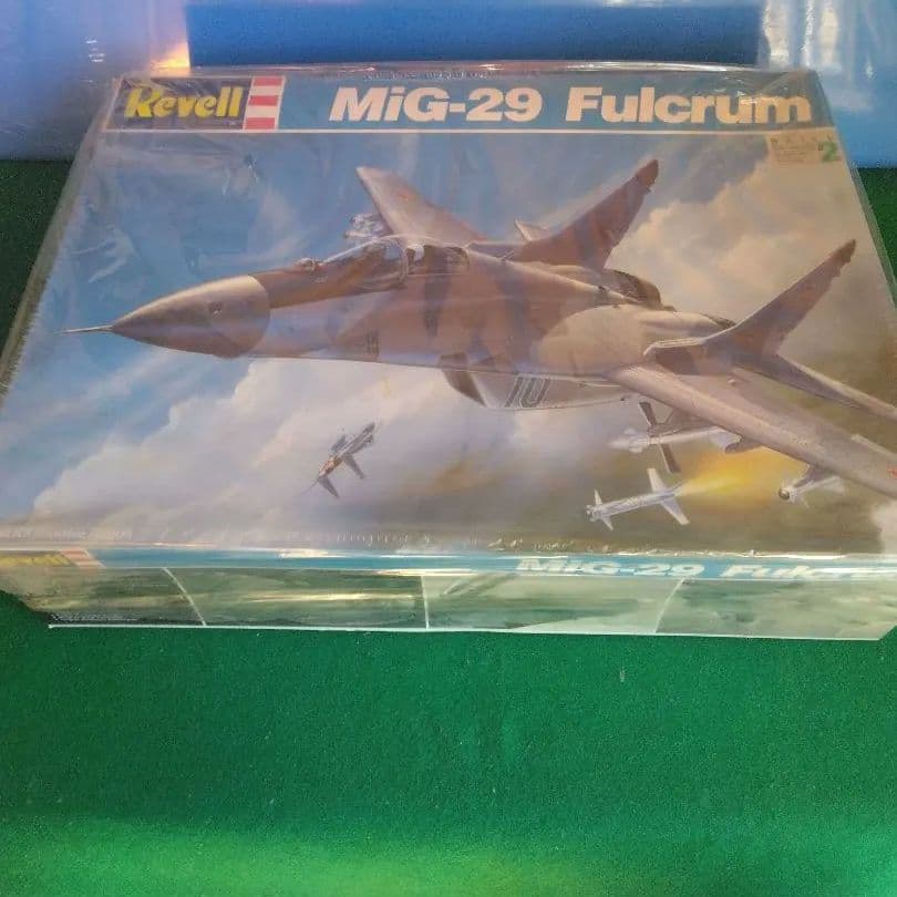 レベル1/32 MiG-29 フルクライム 1:32