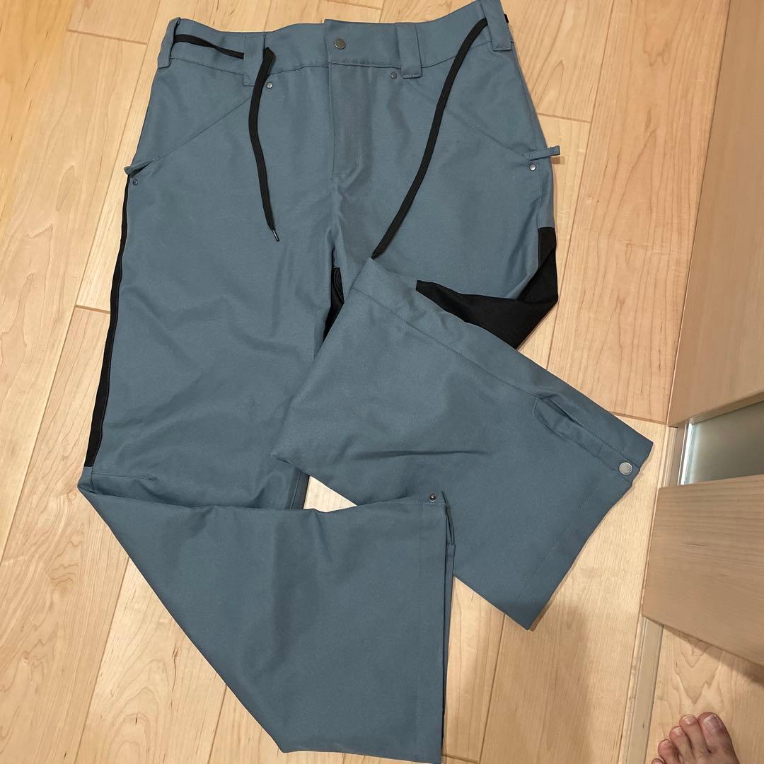 スノーボードウェア 黒と青のツートン　セットアップ