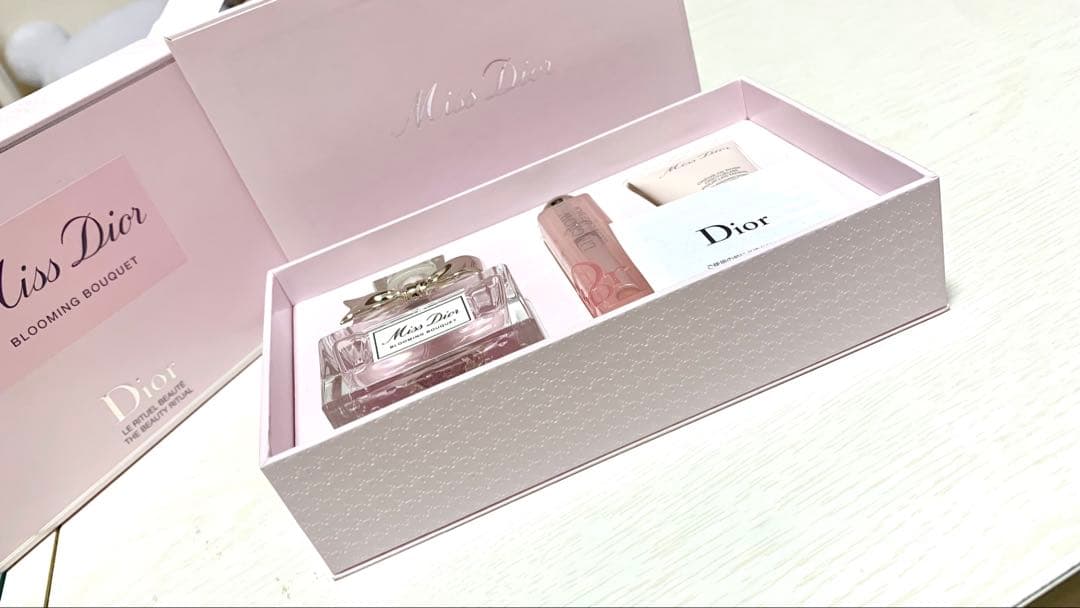 Dior Miss Dior Blooming Bouquet セット