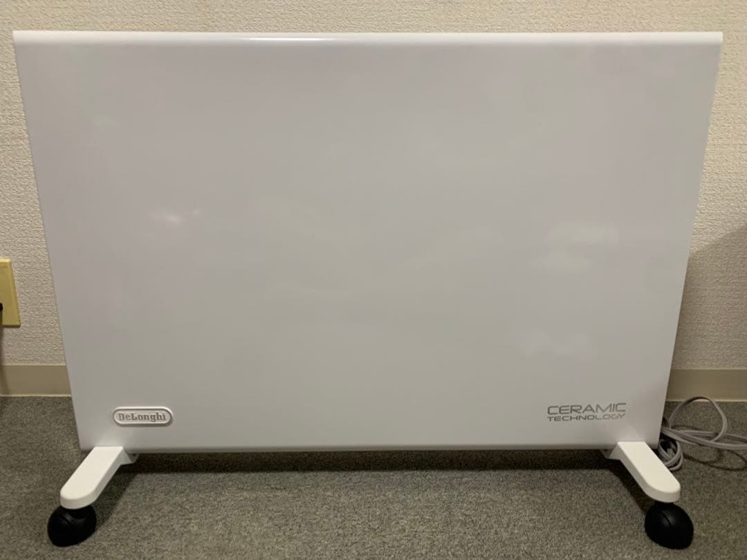 デロンギ　コンベクターヒーター　HXJ60L12-WH 2023年購入