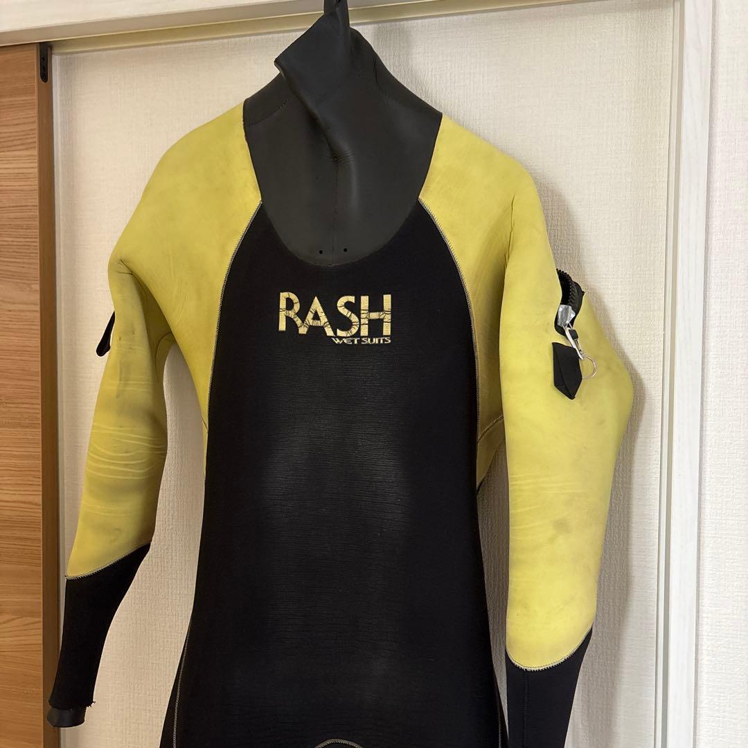 RASH ドライスーツMLサイズ172センチ62キロ