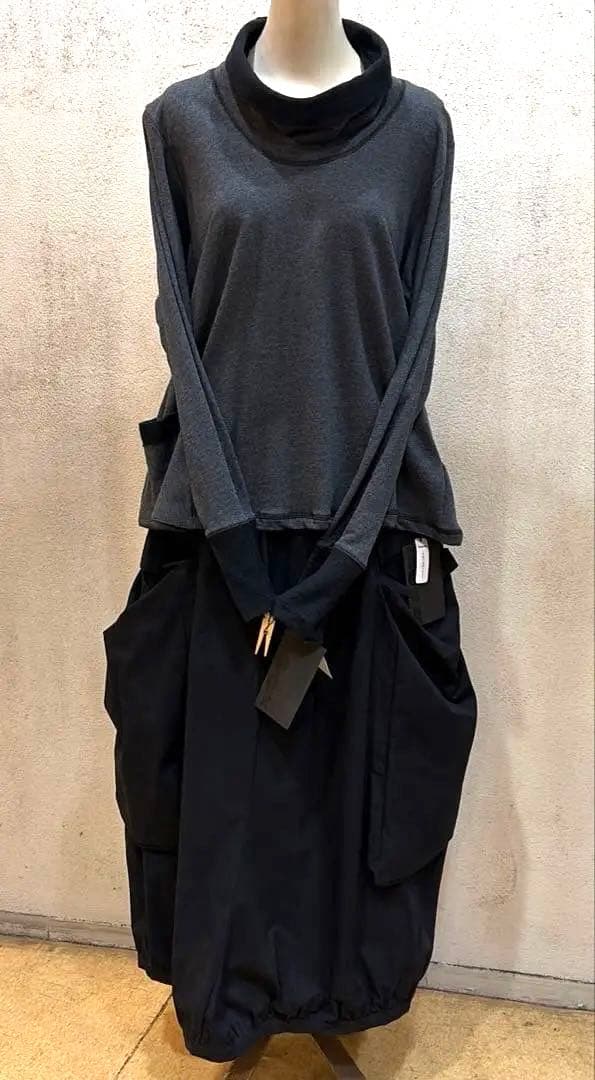 モユル　萌　MOYURU 新品　カットソー　Free GLAY×BLACK