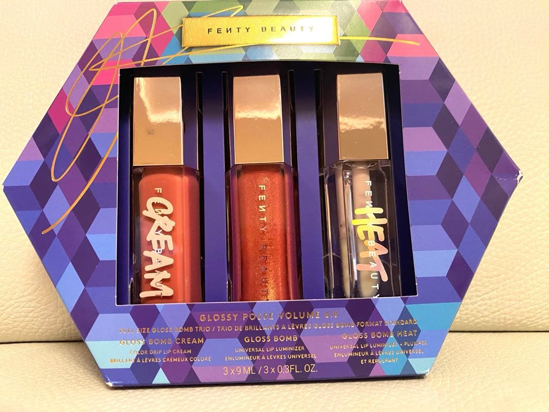 フェンティービューティー リップグロス