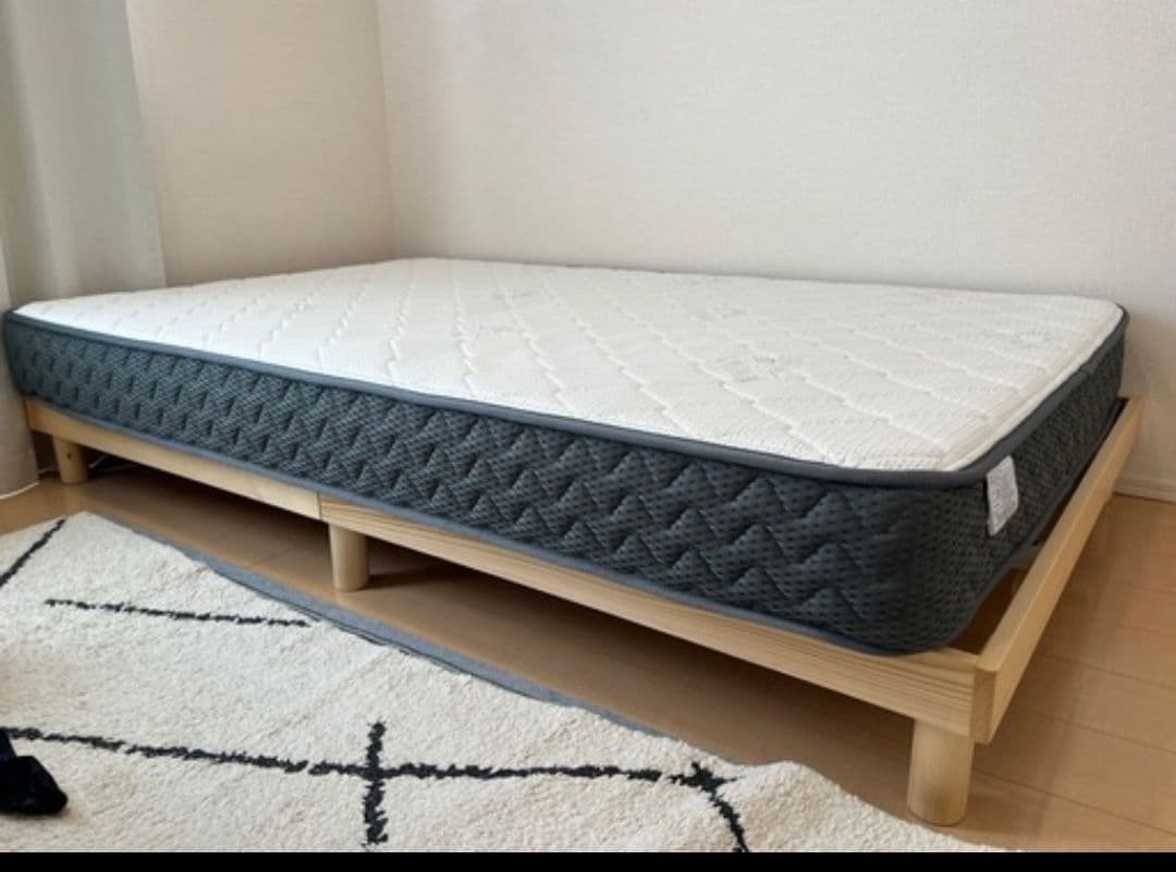 お届けも引き取りも可能…ゴクミンGOKUMINセミダブルマットレス