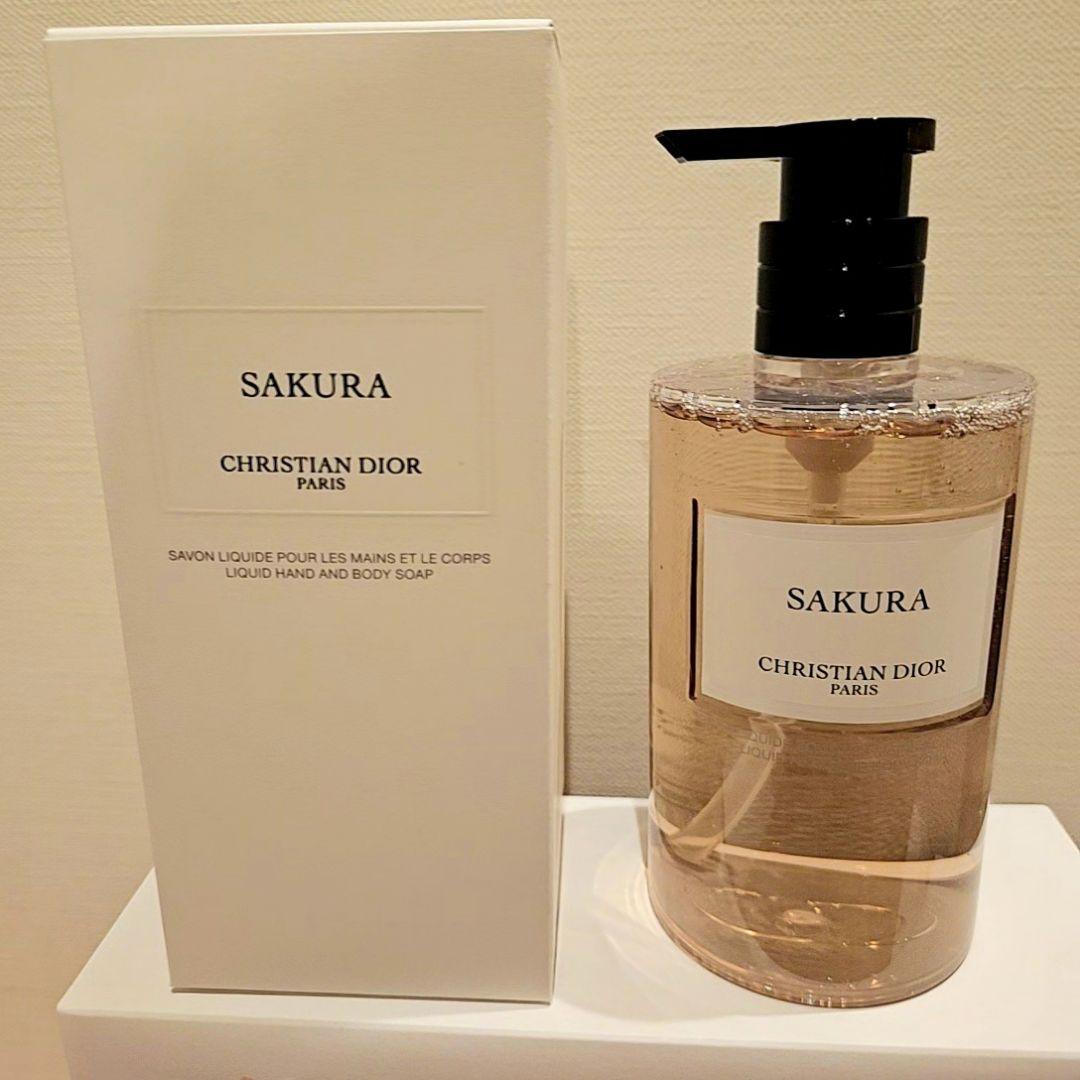 新品未開封☆Dior ボディソープ SAKURA&リップマキシマイザー クリア