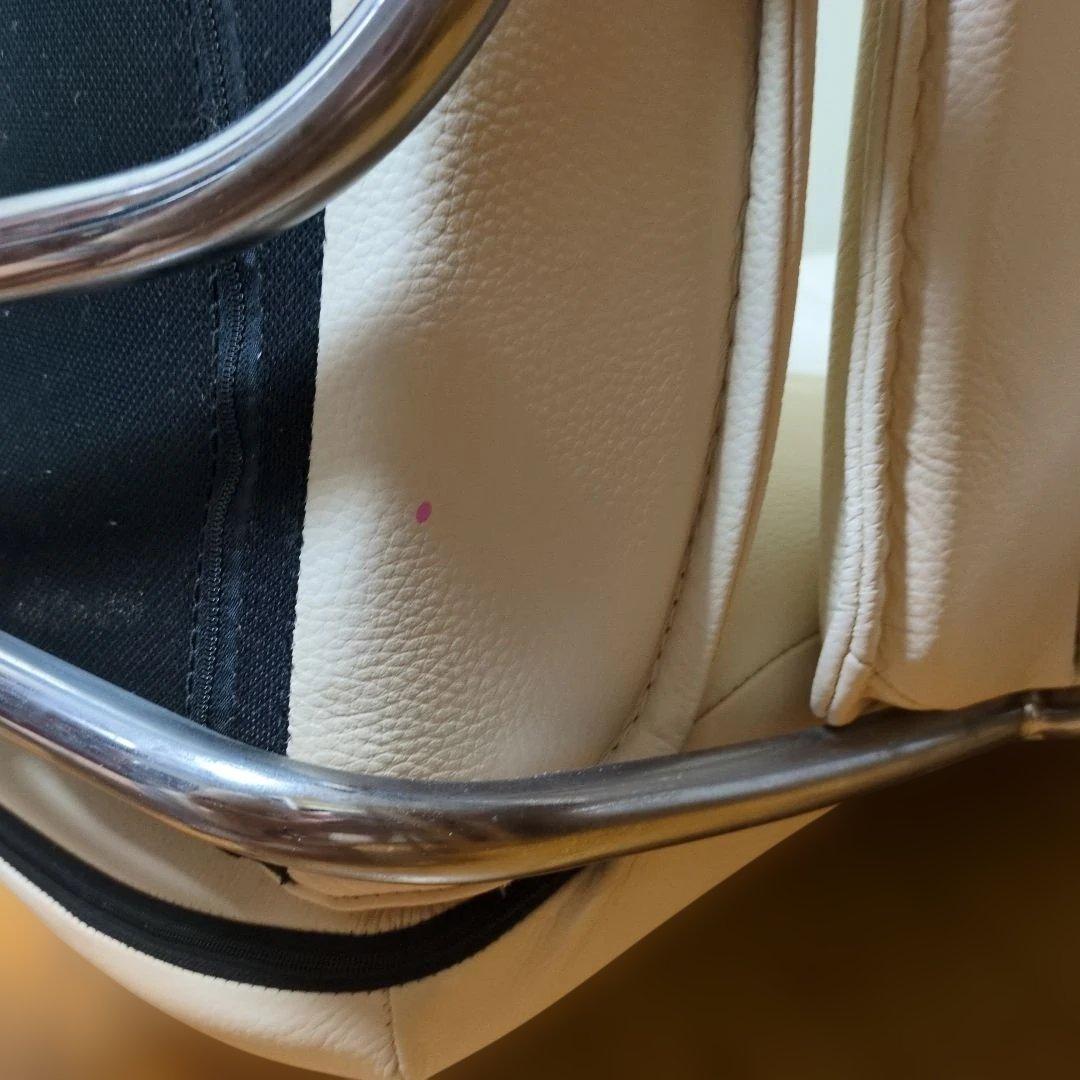 エコーネス　ホワイトレザーアームチェア