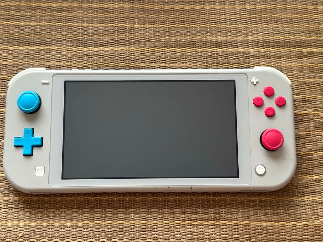 任天堂 Switch Lite 本体　ポケモンモデル