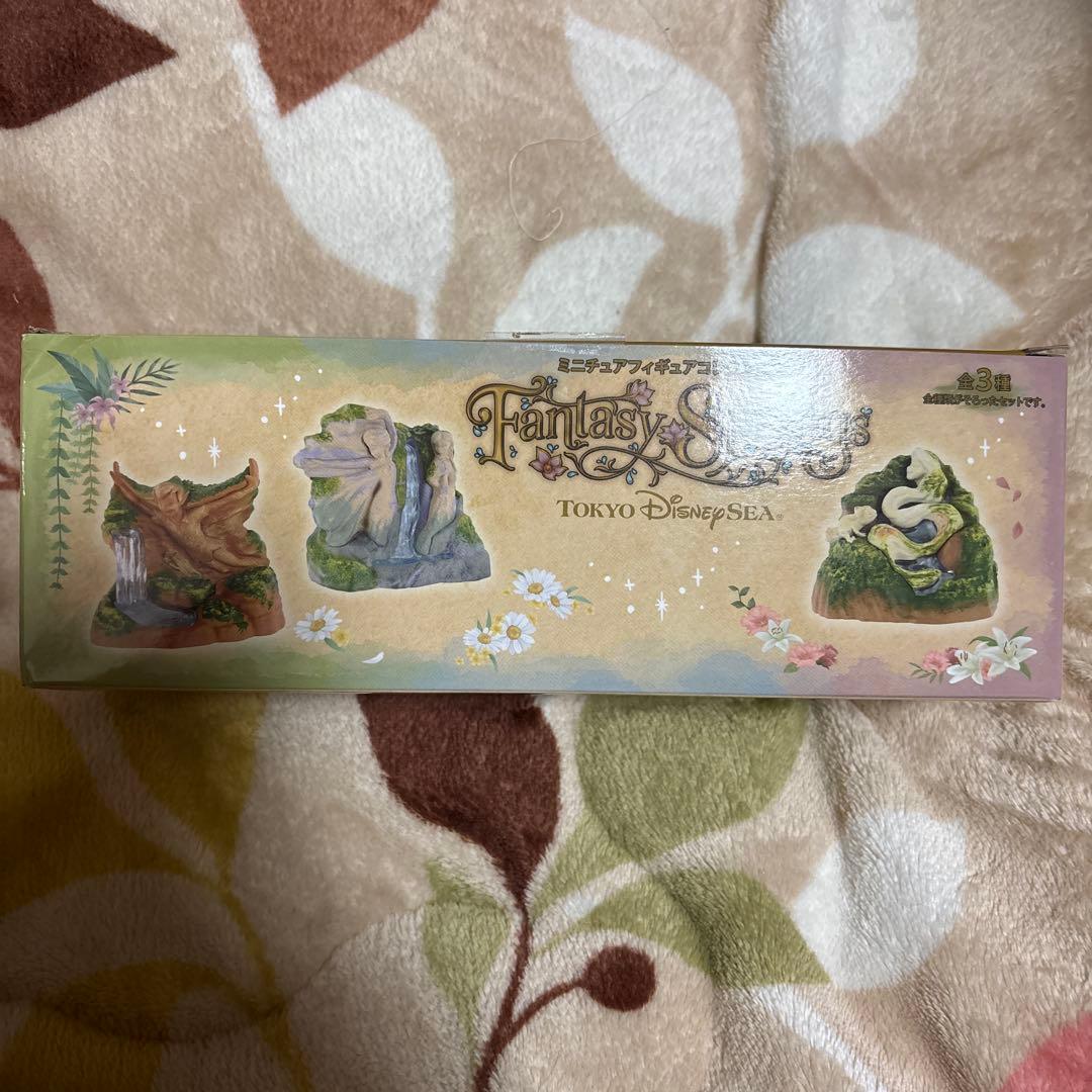 希少　ディズニーシー ファンタジースプリングス ミニチュアフィギュアコレクション